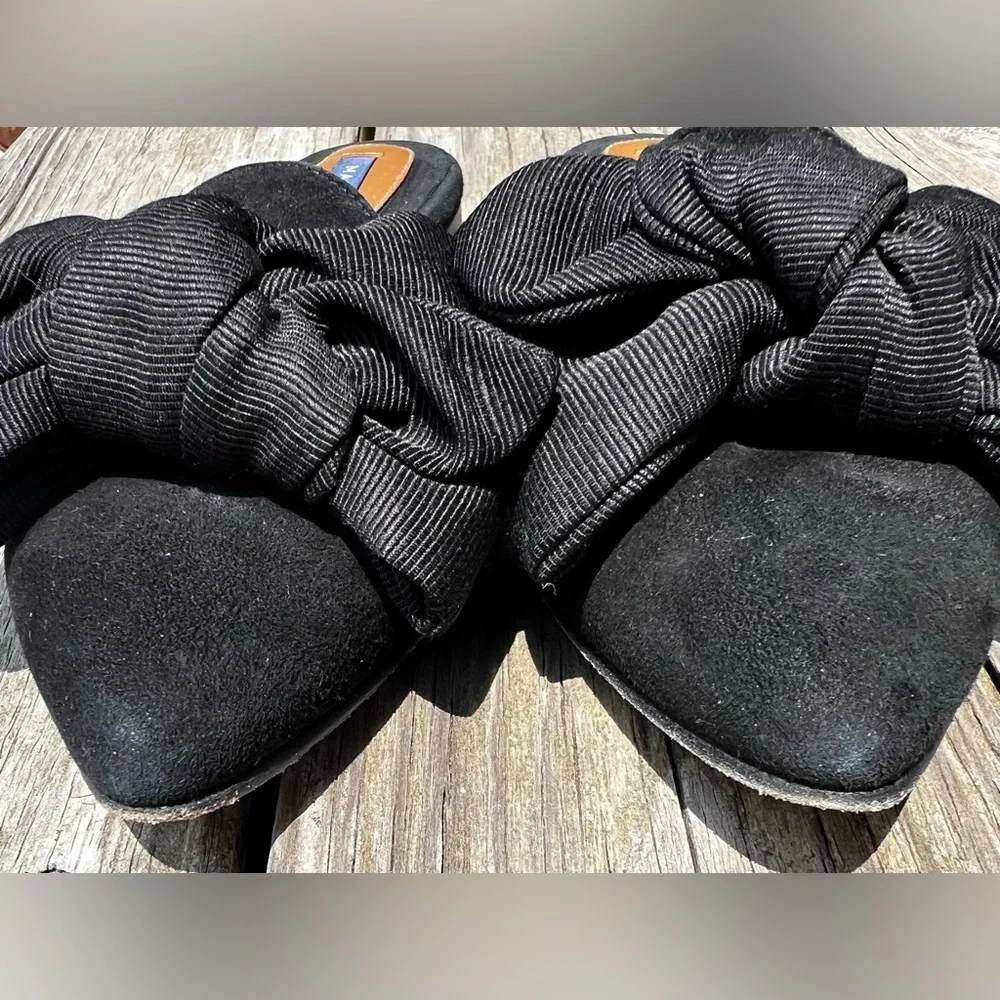 Margaux The Bow Mule, black suede & ribbon, size 38 but fits a 6.5 maybe a 7. - Picture 2 of 7